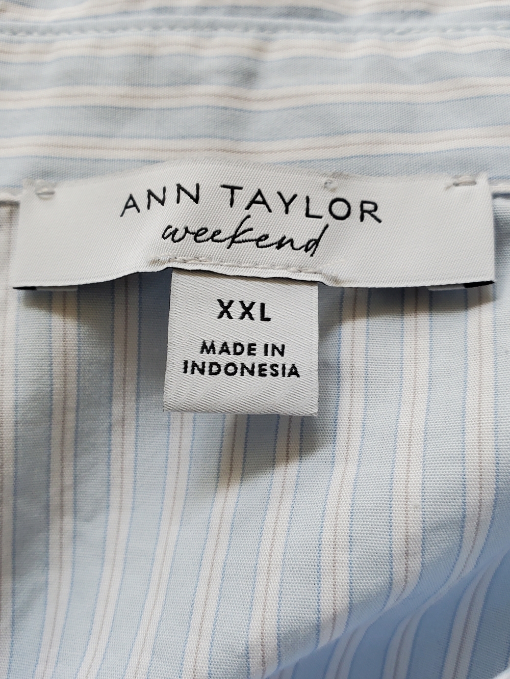 Ann Taylor Light Blue Pinstripe Button-Down  Oversized Shirt.  Size XXL - Picture 5 of 6
